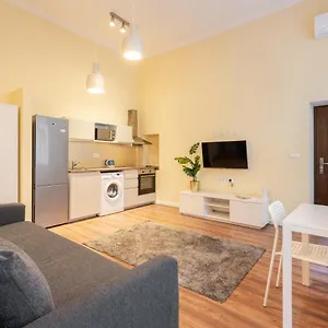 k87-boutique-apartments-best-location-by-bqa.inbudapesthotels.com/