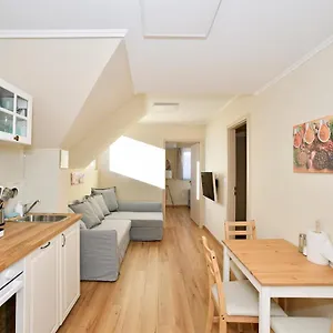 palmy-apartmanhouse-maglod.inbudapesthotels.com/